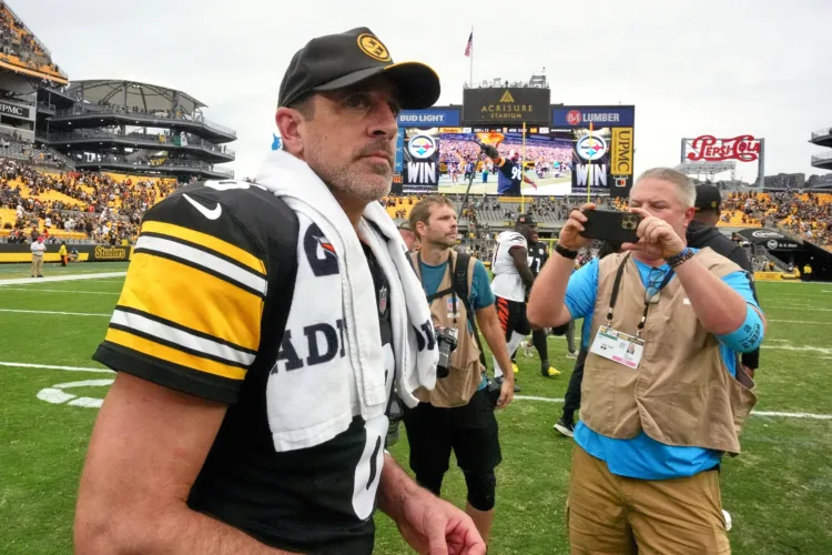 Steelers head to Cleveland for matchup of 2-1 teams